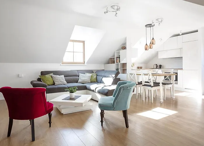 Baron\'S Arthouse Apartment